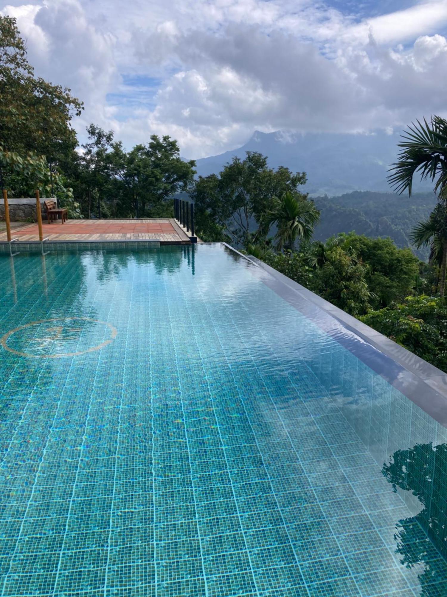 Homestay Namaha Meppādi Extérieur photo