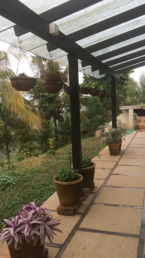 Homestay Namaha Meppādi Extérieur photo
